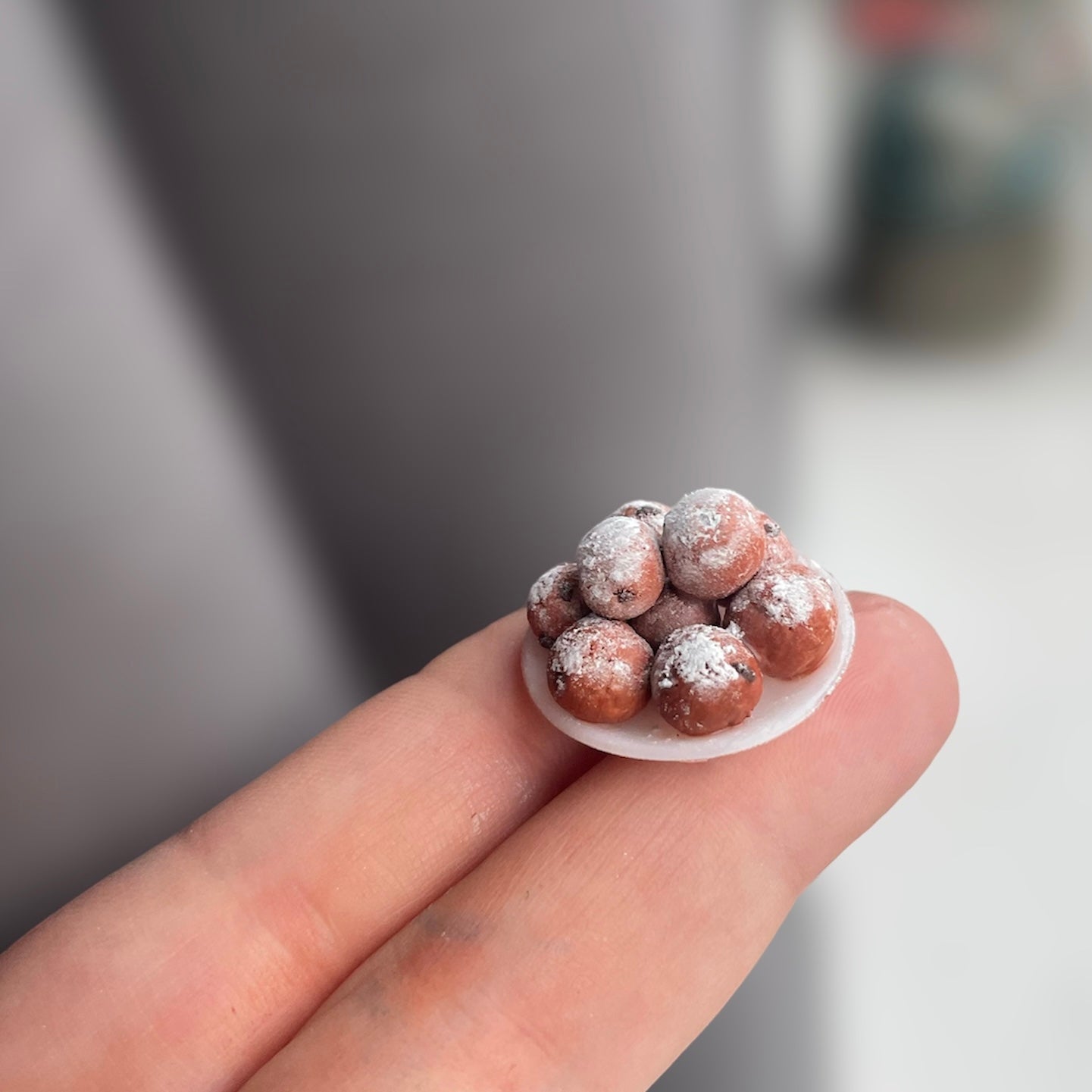 1:12 Bord oliebollen - Handgemaakt - Poppenhuis