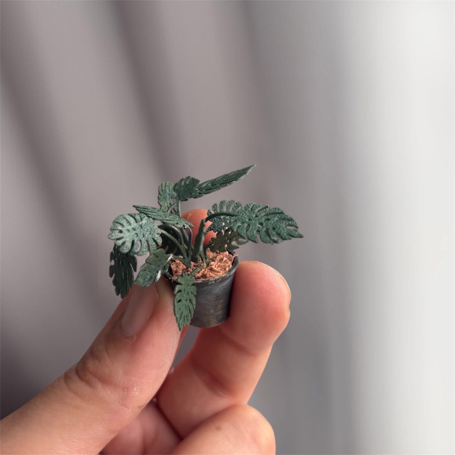 1:12 Pot met Monstera plant