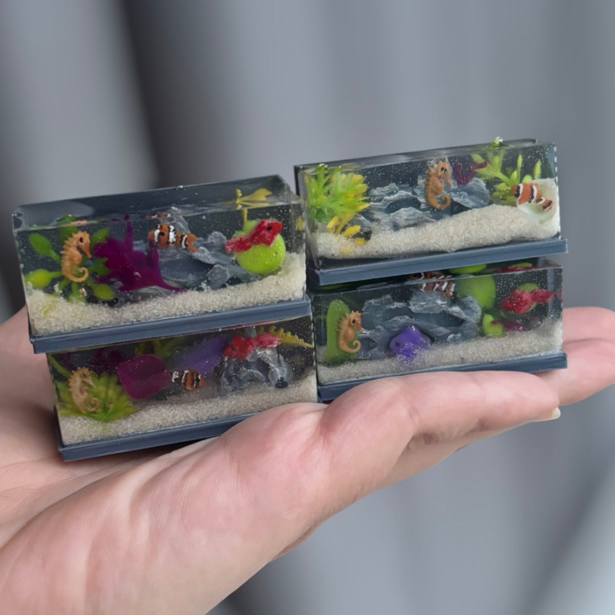 1:12 Aquarium with fish and seahorse